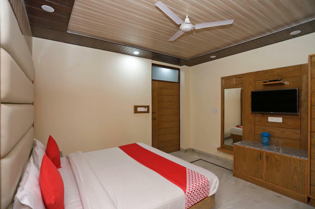 Oyo 39066 Hotel Star View Mussoorie Kültér fotó